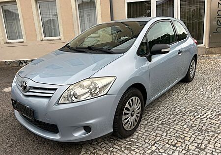 Toyota Auris Basis