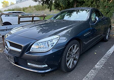 Mercedes-Benz SLK 200 ROADSTER AUTOMATIK MOTOR GUT MK LEUCHTET