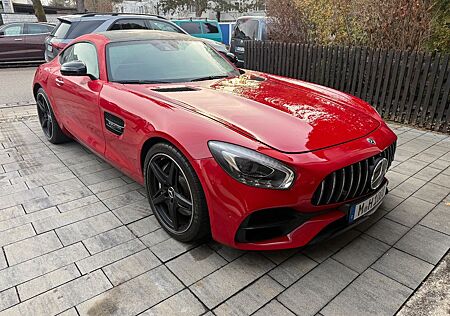 Mercedes-Benz AMG GT 4.0 V8 - DEUTSCH - SCHECKHEFT GEPFLEGT
