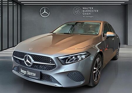 Mercedes-Benz A 180 Progressive+Navi+SHZ+PDC+Kamera+PDC+Isofix
