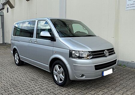 VW T5 Multivan Volkswagen T5 2.0 TDI Multivan Team*2xSCHIEBETÜR*NAVI*