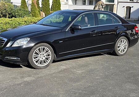 Mercedes-Benz E 350 CDI 4MATIC BlueEFFICIENCY -