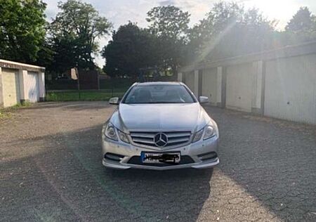 Mercedes-Benz E 350 Coupé BlueEFFICIENCY AVANTGARDE ...