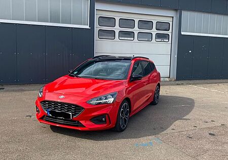 Ford Focus 1,5 EcoBoost 110kW ST-Line Turnier ST-Line