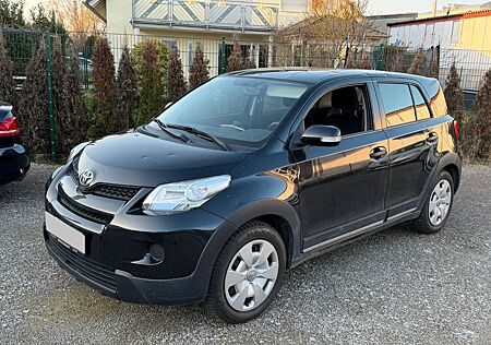 Toyota Urban Cruiser TREK 4x4 AWD/1.4 D-4D Mid/AHK