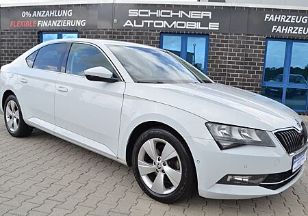 Skoda Superb 2.0 TDI DSG Line NAVI PDC GRA MFL SITZHE.