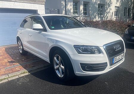 Audi Q5 2.0 TDI DPF S tronic quattro -(Panorama Dach)