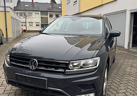 VW Tiguan Volkswagen 2.0 TDI SCR DSG 4MOTION Highline