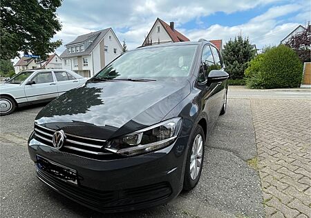 VW Touran Volkswagen 1.6 TDI SCR Comfortline Comfortline