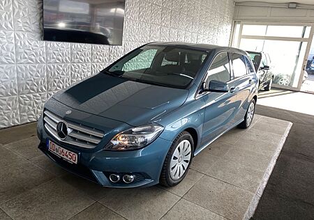 Mercedes-Benz B 200 ,Leder, PDC,SitzH,