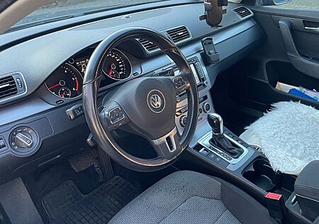 VW Passat Variant Volkswagen 2.0 BlueTDI DSG Business Edit...