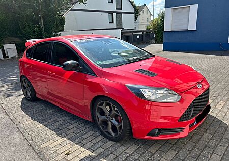 Ford Focus 2,0 EcoBoost ST ST