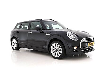Mini Cooper Clubman 1.5 Business Aut. *PANO | SP