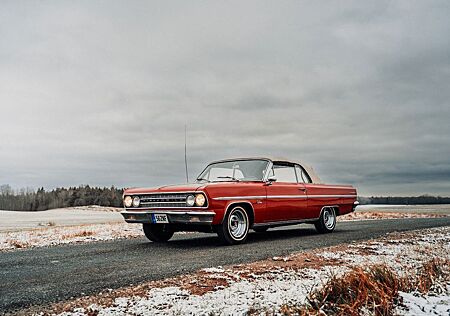 Oldsmobile Cutlass