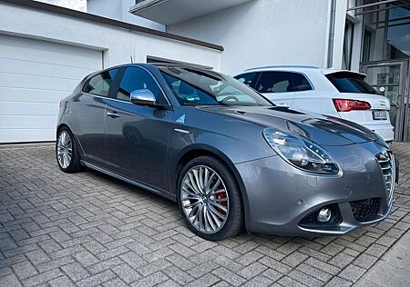 Alfa Romeo Giulietta 1750 TCT Quadrifoglio