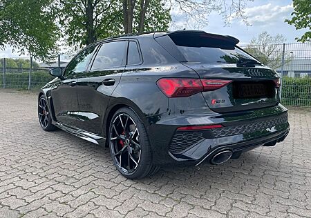 Audi RS3 Sportback RS Abgas Anlage Leder Pano Matrix