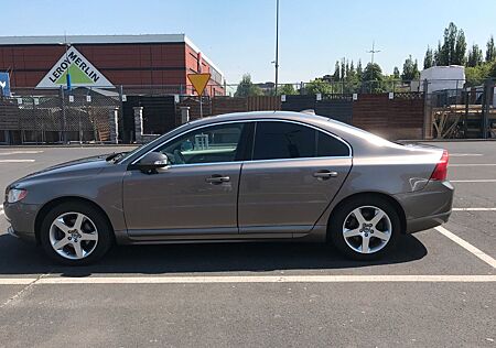 Volvo S80 3.2 BLIS ACC Sitzbelüf. Sitzhtz. Keyle