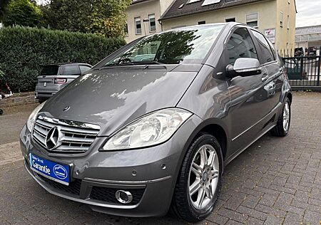 Mercedes-Benz A 180 Autotronic Avantgarde "2010 Teilleder+Navi