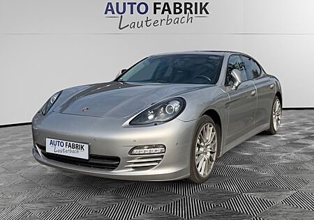 Porsche Panamera 4 S, SCHECKHEFT-UNFALLFREI-CHRONO PAKET