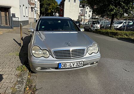 Mercedes-Benz C 240 ELEGANCE/Benzin & LPG