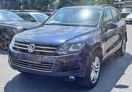 VW Touareg Volkswagen V8 TDI 4.2 V8 TDI /AHK/ACC/360°/ST-HZ/