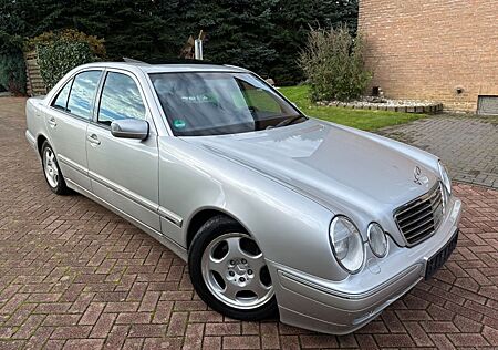Mercedes-Benz E 270 CDI*AVANTGARDE*LIMO*XENON*KLIMA*WENIG KM*