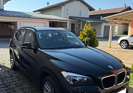 BMW X1 xDrive18d - Anhängerkupplung, TÜV