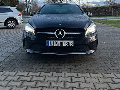 Mercedes-Benz A 200 d AMG Line