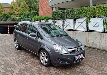 Opel Zafira B Family Plus 1.Hand Navi Xenon