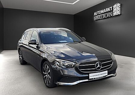 Mercedes-Benz E 300 de ALLRAD Kamera*LED*LederNavi*eleSitz*DAB