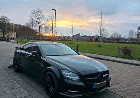 Mercedes-Benz CLS 500 /Cls63 Optik/Schenkheft/Historie/Tuv