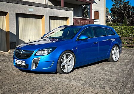 Opel Insignia Sports Tourer OPC 2.8 V6 Turbo 4x4 Blau