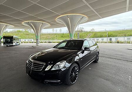 Mercedes-Benz E 220 CDI BlueEFFICIENCY