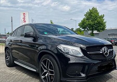 Mercedes-Benz GLE 43 AMG Mercedes-AMG GLE 43 4MATIC Merced...