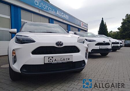 Toyota Yaris Cross Hybrid 4x2 Business Edition DEU
