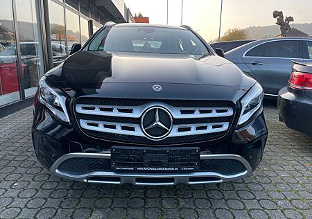 Mercedes-Benz GLA 200 GLA -Klasse