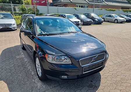 Volvo V50 Kombi2.4 *TÜV NEU*NAVI*AHK*KLIMA*SITZHEIZUNG