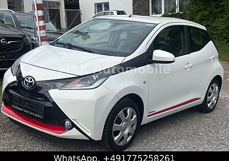 Toyota Aygo (X) Aygo -play touch Klima,Navi,Kamera