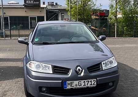 Renault Megane Coupé-Cabriolet Authentique 1.6 Authe...