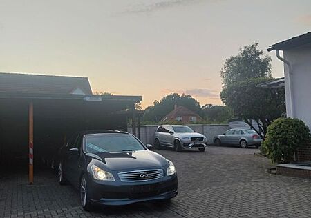 Infiniti G37 37x V6 AT -