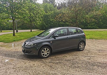 Seat Altea 2.0 TDI PD DPF Reference DSG Reference