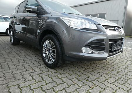 Ford Kuga TitaniumTÜV/NEU*AHK*Automatic*Garantie*1.Ha