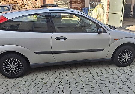 Ford Focus 1.4 -