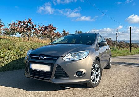 Ford Focus | ATM (erst 30.000 KM) | TÜV neu
