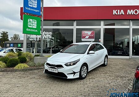 Kia Cee'd Ceed 1.5 T-GDI Vision DCT7 Navi Komfort Klima