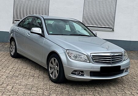 Mercedes-Benz C 200 Limousine Automatik *Bluetooth/Sitzheizung
