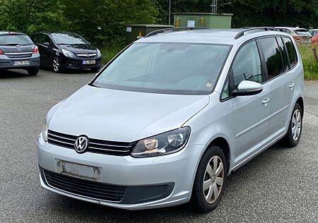 VW Touran Volkswagen Comfortline BMT. Neu. Tüv 7 Sitzer