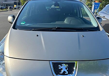 Peugeot 3008 Active 155 THP Active