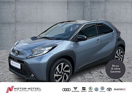 Toyota Aygo (X) 1.0 VVT-i TEAMPLAYER ACC+APP+SHZ+RFK+MFL