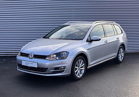 VW Golf Volkswagen 7 1.6 TDI Variant Lounge*Navi*schwenk. AHK